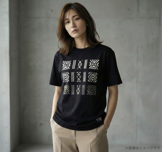 ORISM × 久米繊維工業　日本製 献上柄T-SHIRTS　（黒・モノトーン）
