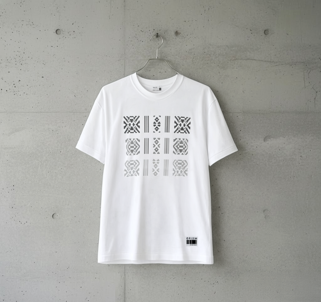 日本製的白色單色圖案T卹